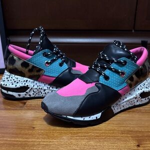Steve Madden Black, Pink, and Blue Women's Sneakers